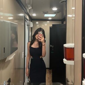 Jump Elegant Black Maxi Dress